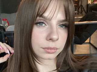 flirt chat room LoiseHarington