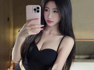 hot cam slut LouiseEve