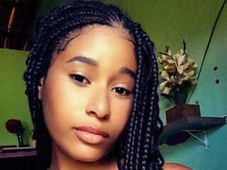 girl chat room LuiseHuebsch