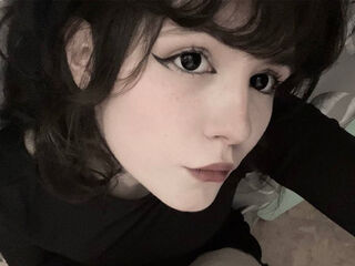 shower livecam LunaAchlis