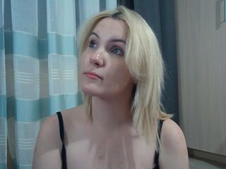 naughty camgirl masturbating LyndaHuppenbauer