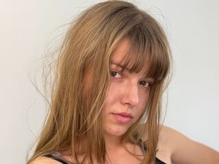 cybersex chatroom LynetteOba