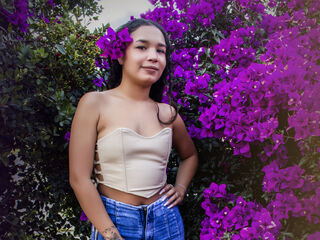 fingering camwhore MailyCambell