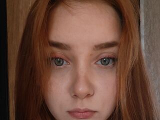 streaming live webcam MandiWaxler