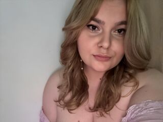 nude cam girl picture MeganDarcy