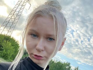 cybersex chat room MelbaKines