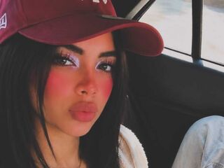 chatroom webcam picture MeliThompson