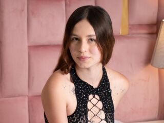 nude webcam girl pic MellanieCollins