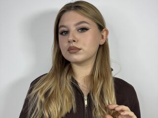 live cam girl gallery MercedesVaught