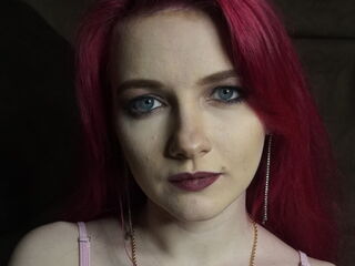 naked camgirl masturbating with dildo MercyNoctelle