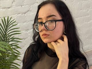 free pussy cam MiaKawa