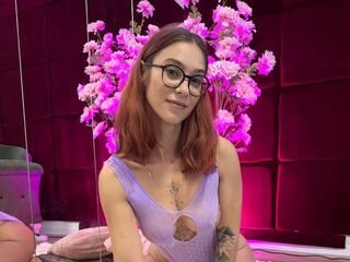 camslut masturbating MiaSolle