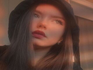 girl webcamsex MilaLyra