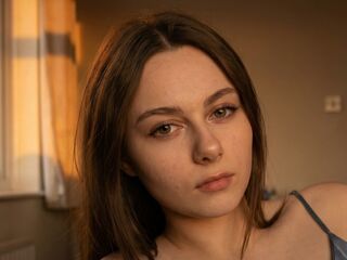 cam chat MireyaElowen