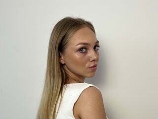 jasmin webcam model MiyokoShimsky