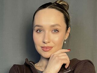 fingering webcamgirl MonicaPrecella