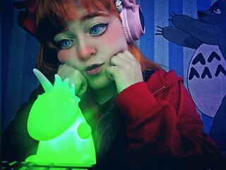 naked cam NahomiParker