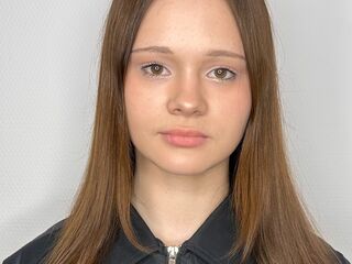 nude webcam NaidaBrayton