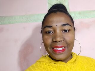 naked girl with webcam fingering pussy NatafElodie