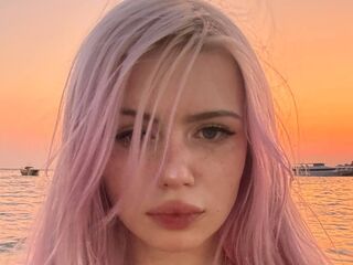 camslut fingering pussy NelidaTidd