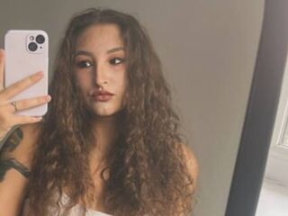 cam bitch NicholMikrot