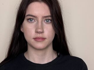 hot naked webcamgirl OssieMichard