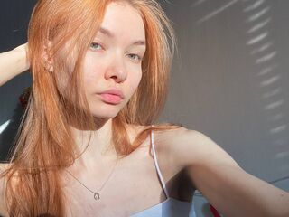 hot cam girl fingering shaved pussy PameliaStelmack