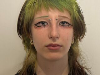 camslut topless PiaBraden