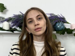 nude cam girl pic QuennaGammell