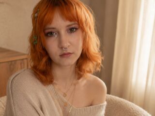 naked cam girl fingering pussy RobertaLah