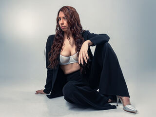 naked cam girl masturbating RosalineBelmont