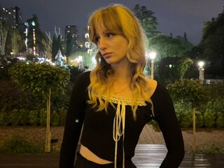 cam girl masturbating with sextoy RoseBlakame