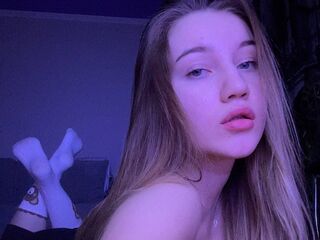 topless webcam girl RowenaGoodwyn