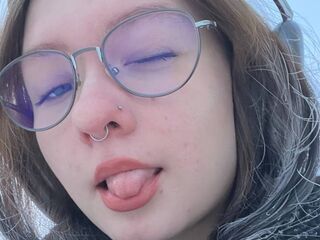 girl webcam RoxannRabenstein