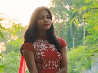 free nude cam Royles