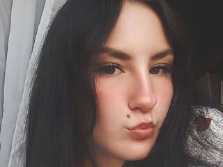 masturbating webcam girl SadeLanden