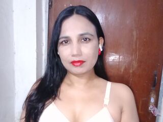 free live webcam chat SadiaAngel