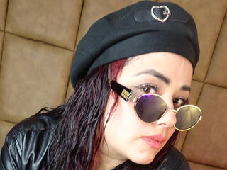 camwhore fingering pussy SandyGuzman