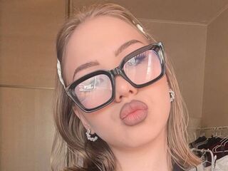 video chat SaraBaier