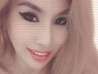 camwhore nude SavannahAnderson