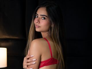 naughty cam girl fingering shaved pussy SharaOrtiz