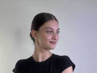 free live webcam chat SharikaWigington