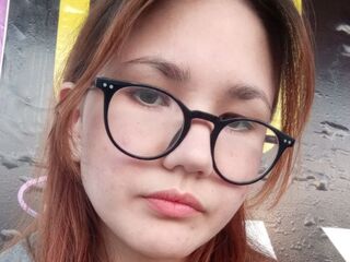 naked cam girl gallery SilvanaTopps