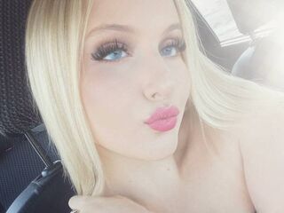 masturbating girl SixtaCola