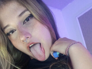 free nude webcam show SofiiaVance