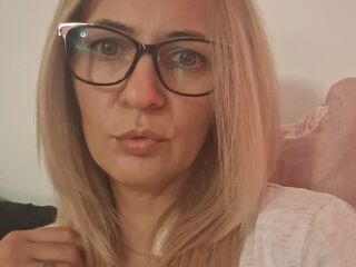 adult web cam StefyAnia