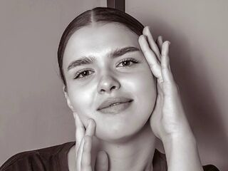 bedroom livesex StephaniRoger