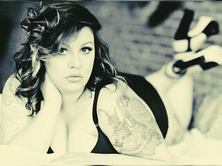 cam strip tease TaylorWynters