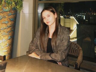 live webcam performer TericaLitten
