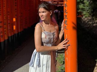 hot webcamslut ThuAllin